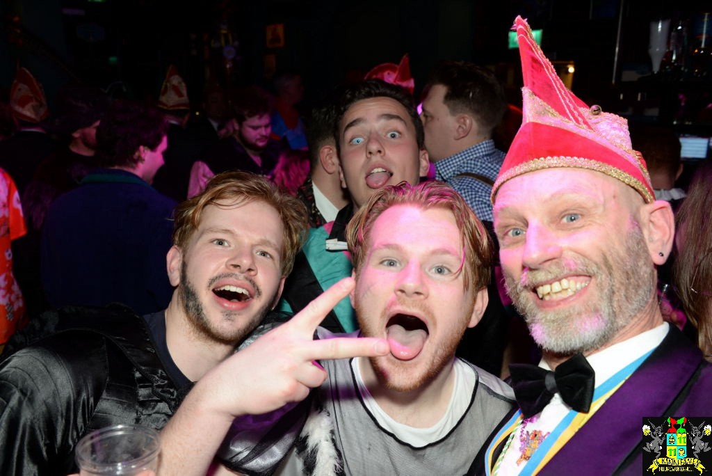 ../Images/Carnavals vrijdagavond in VdG 183.jpg